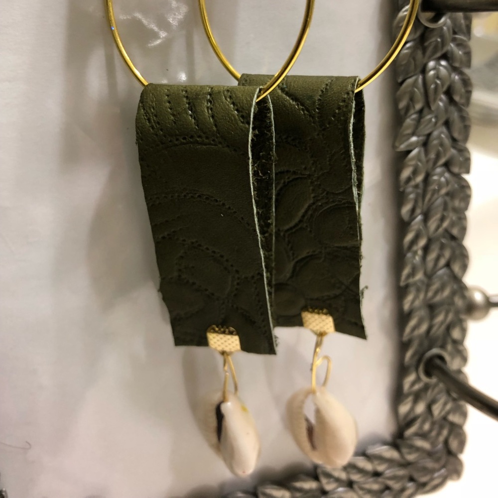 Green Leather Earrings - Picture 3 of 8